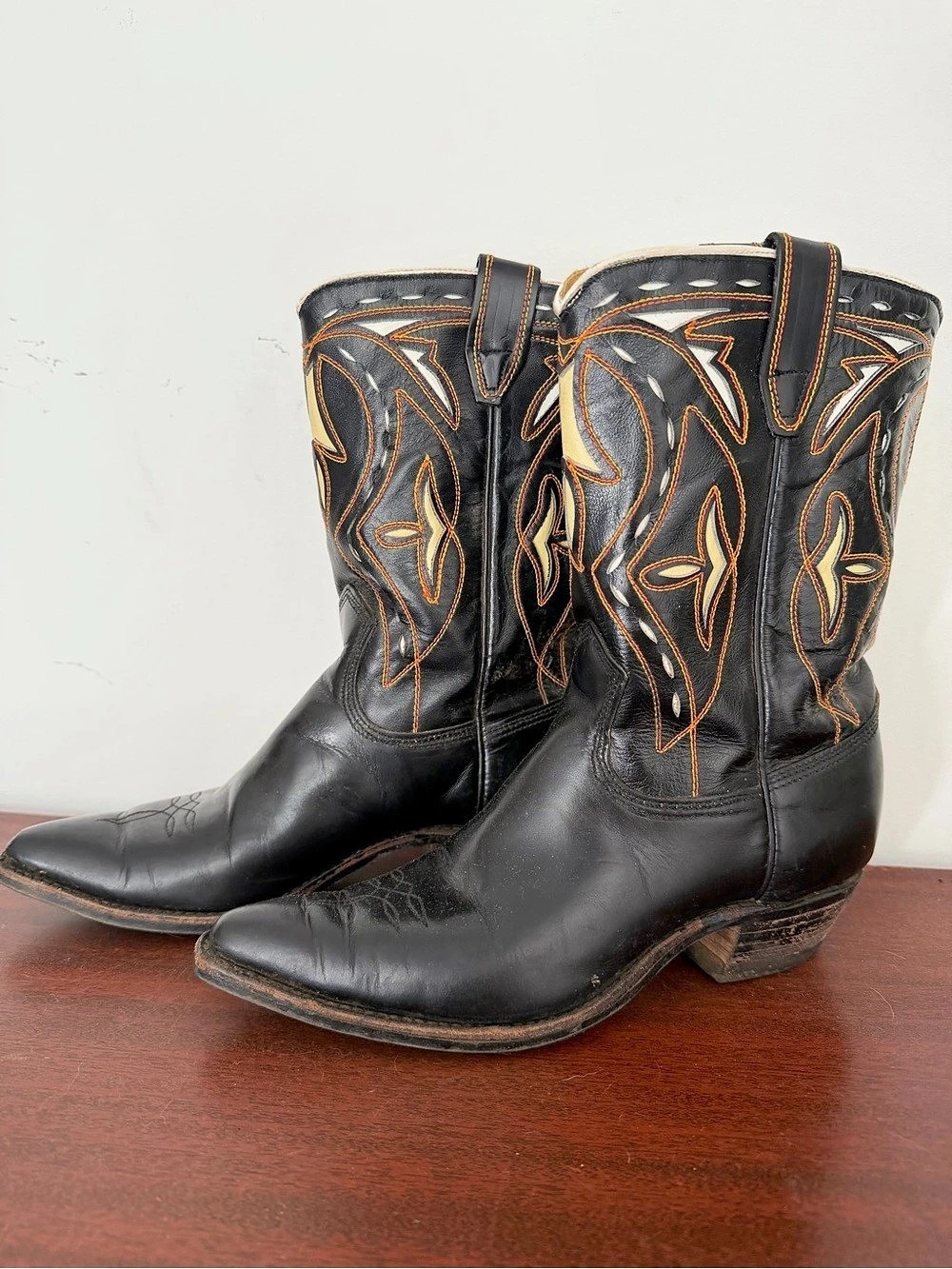 Vintage 1950s/1960s ACME Women’s Black Leather Cowboy Boots